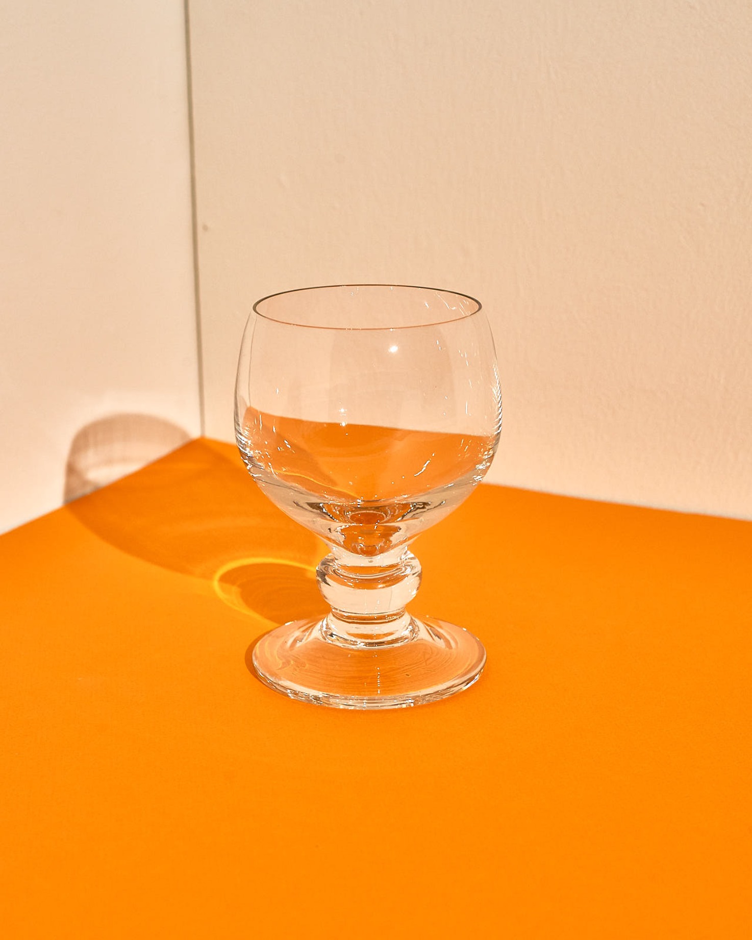 #3331 / Clear Heavy Wine Glass