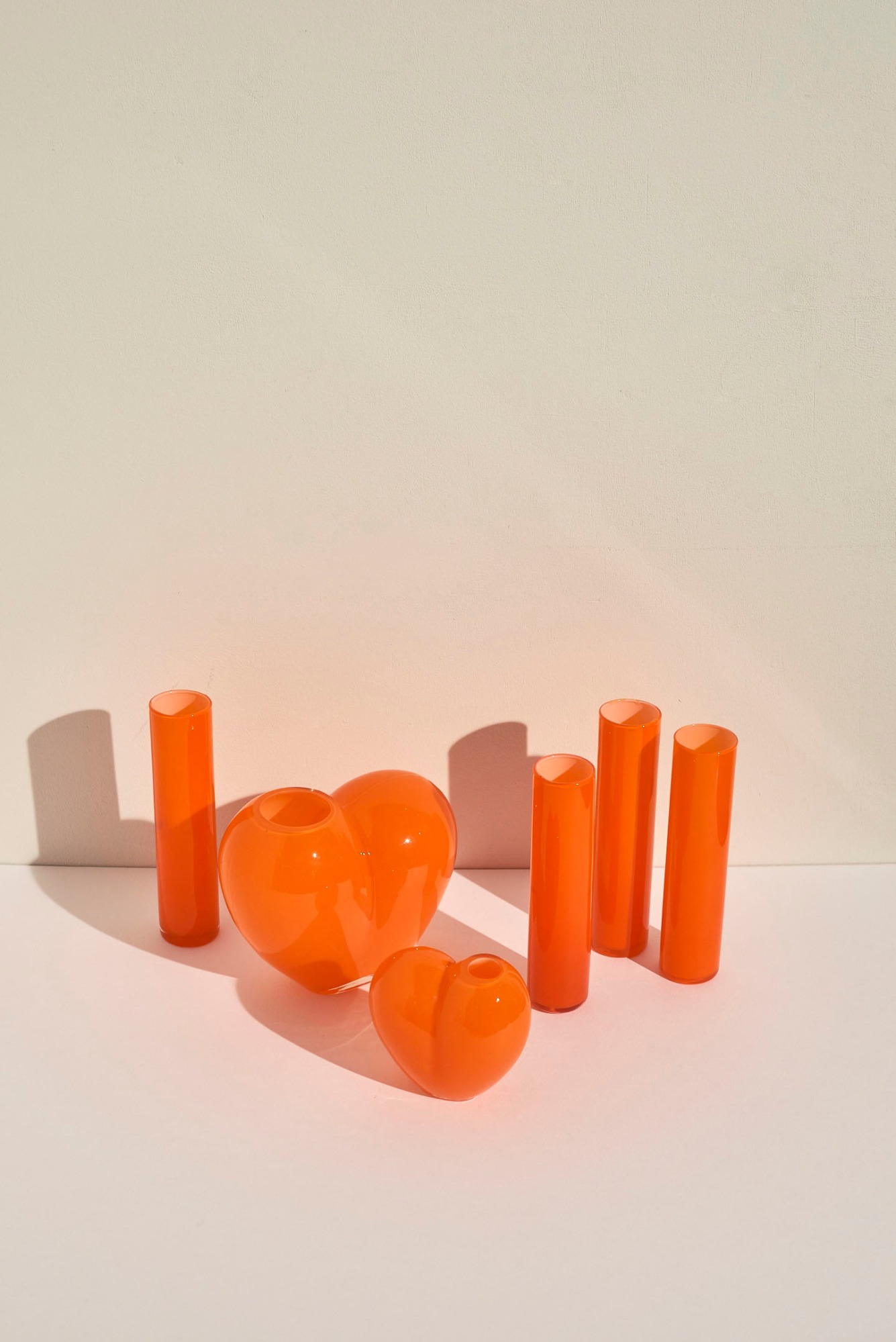 #2501 / Deco Glass Vase (orange)