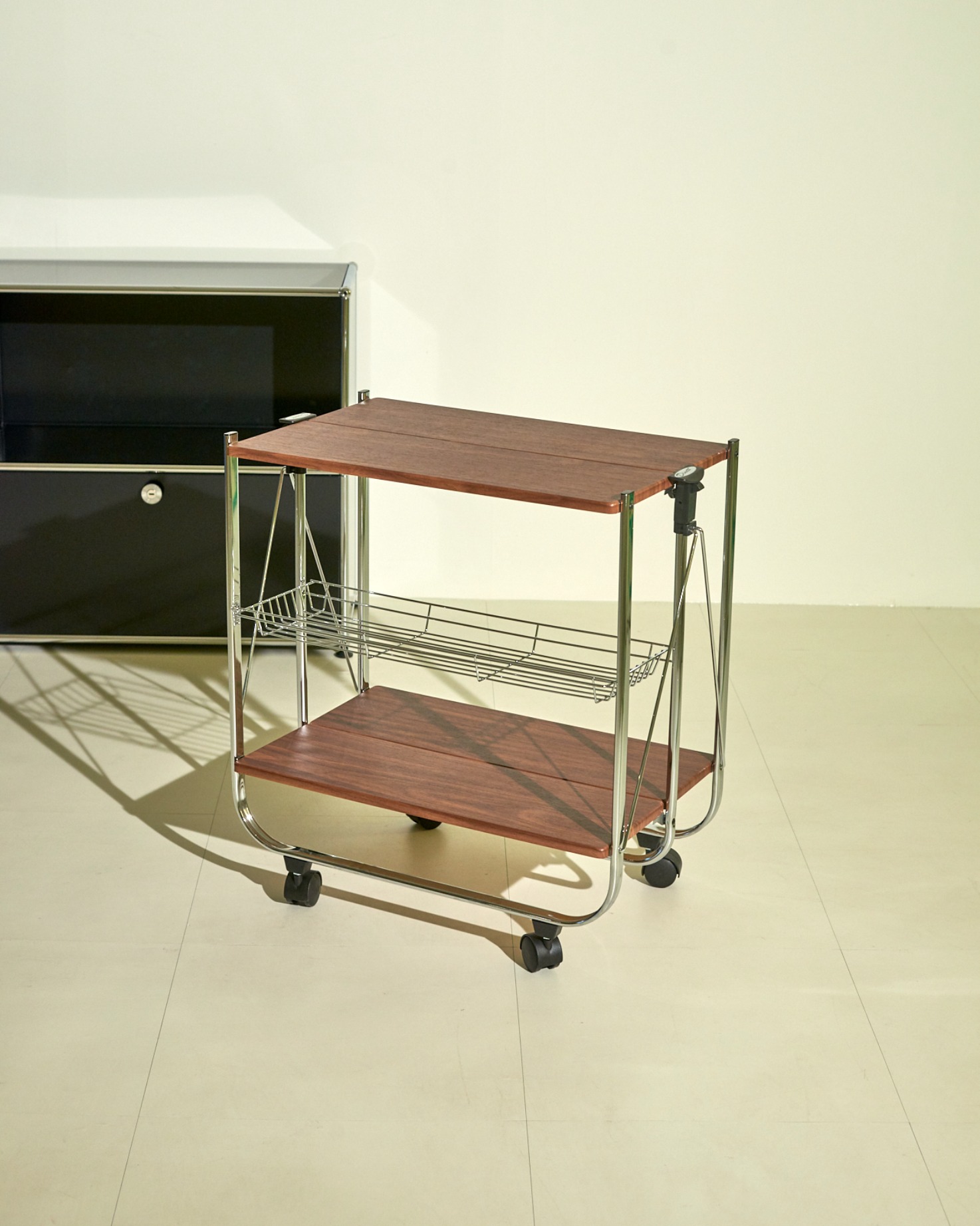 #585 / At - Home Trolley (wood pattern)