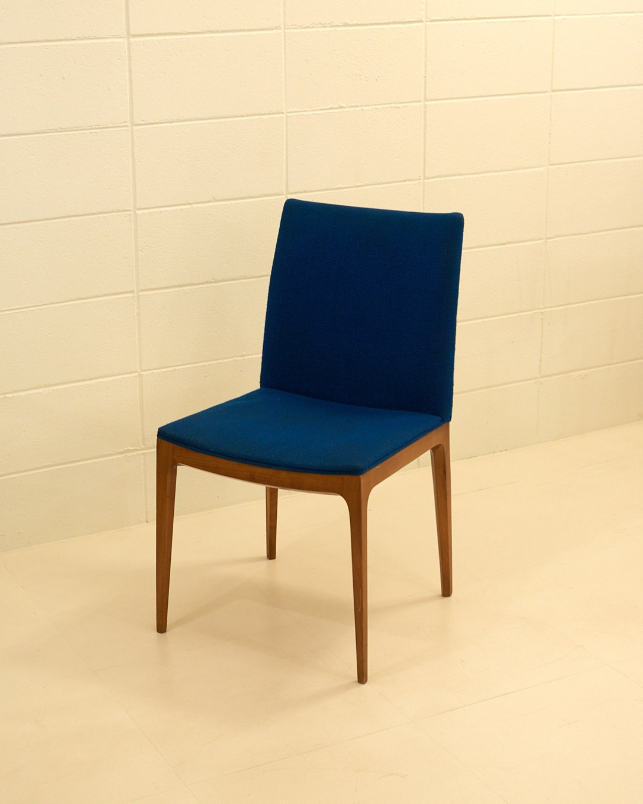 #8285 / Blue Dining Chair