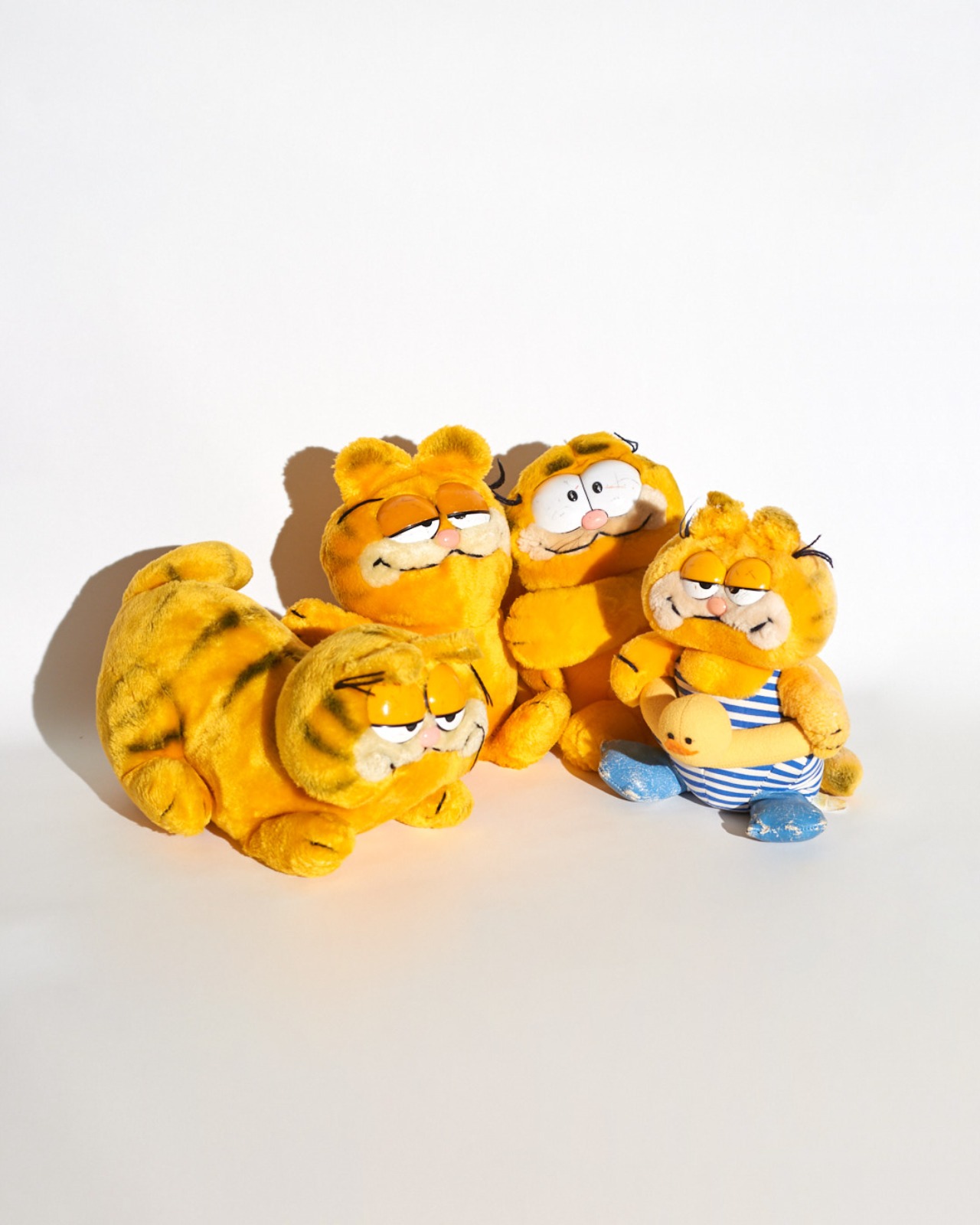 #9604 / Garfield Doll (4option)