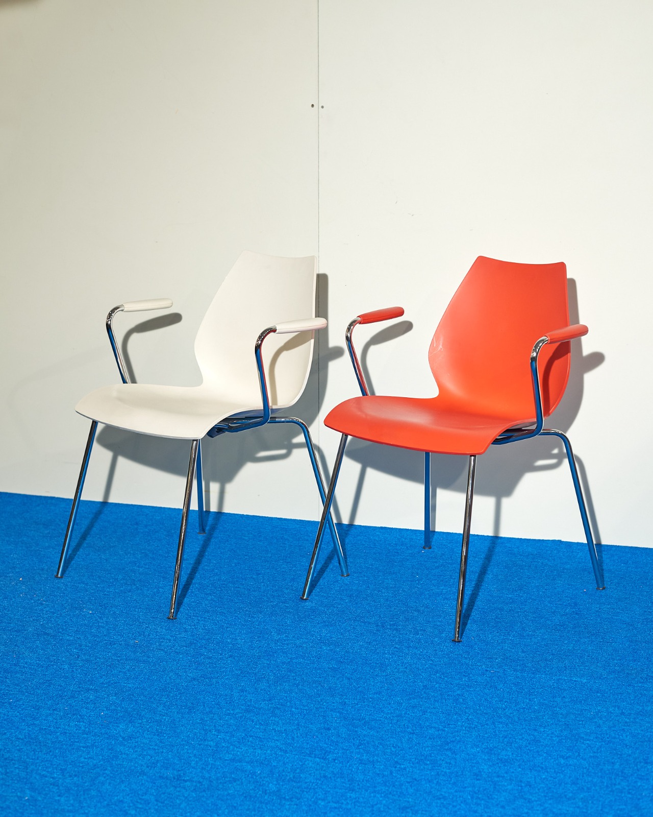 Kartell Maui Arm Chair By Vico Magistretti (red)